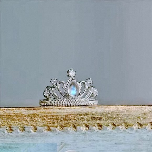 Sterling Silver Genuine Moonstone Tiara Crown Ring - Picture 2 of 6